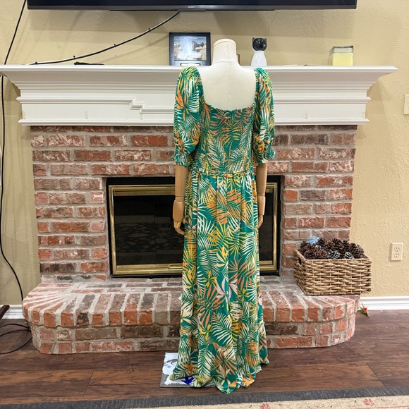 NWT BETSEY JOHNSON Tropical Smocked Green and Yellow Maxi Dress - Picture 10 of 17